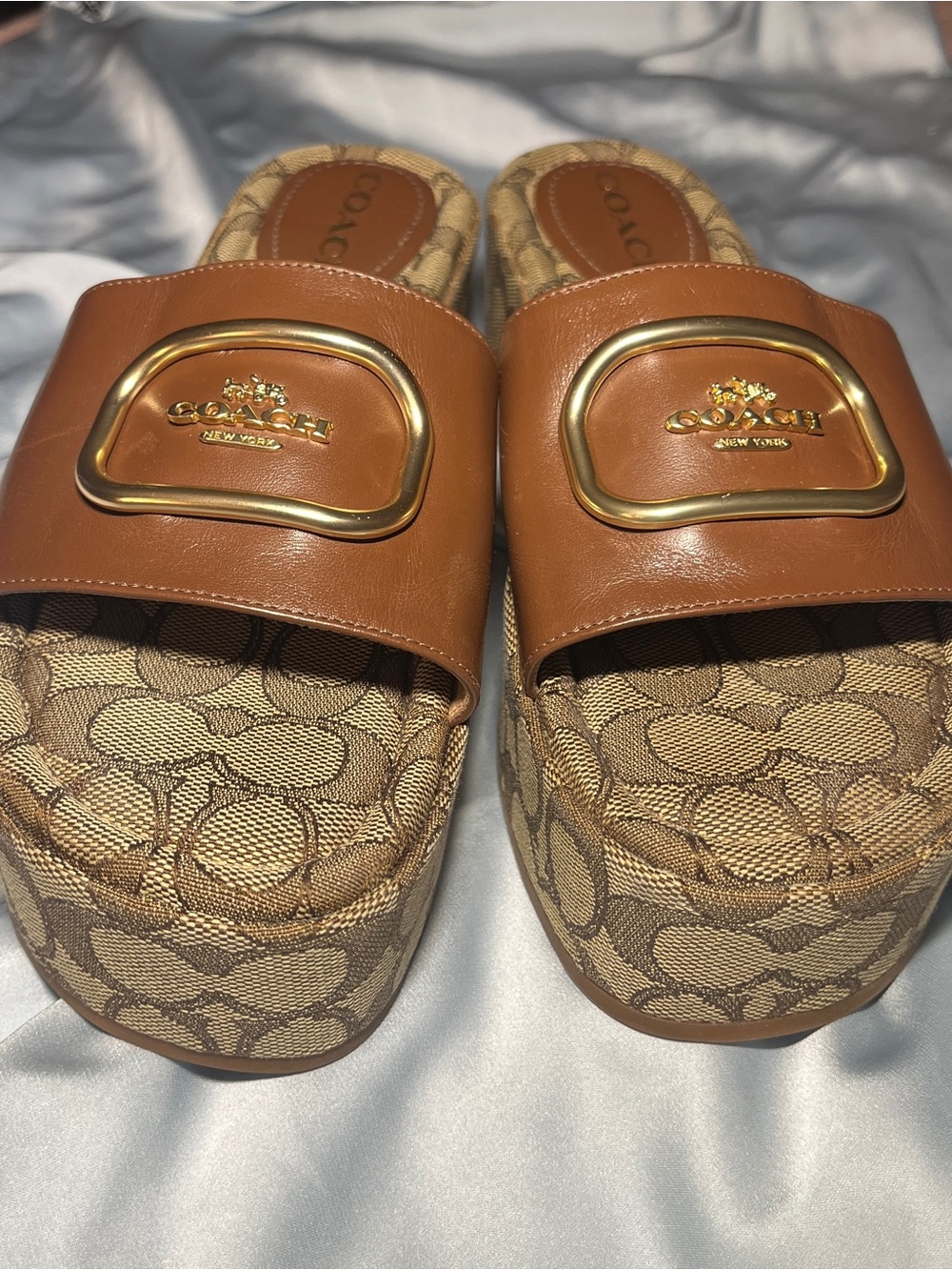 Coach Eloise Signature Jacquard Platform Slide Sandals Brown Gold Size 7.5